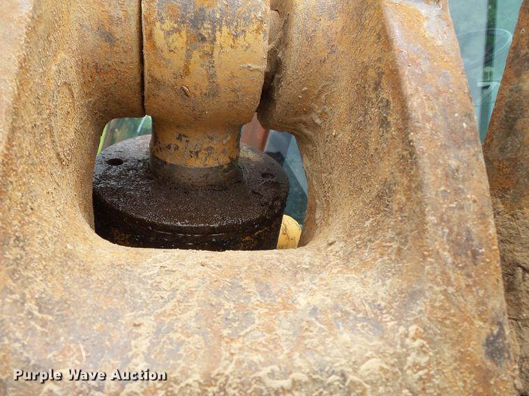 image for item DB7085 1997 Case 580L backhoe