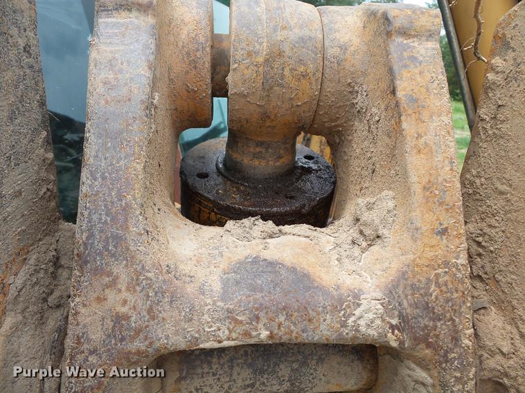 image for item DB7085 1997 Case 580L backhoe