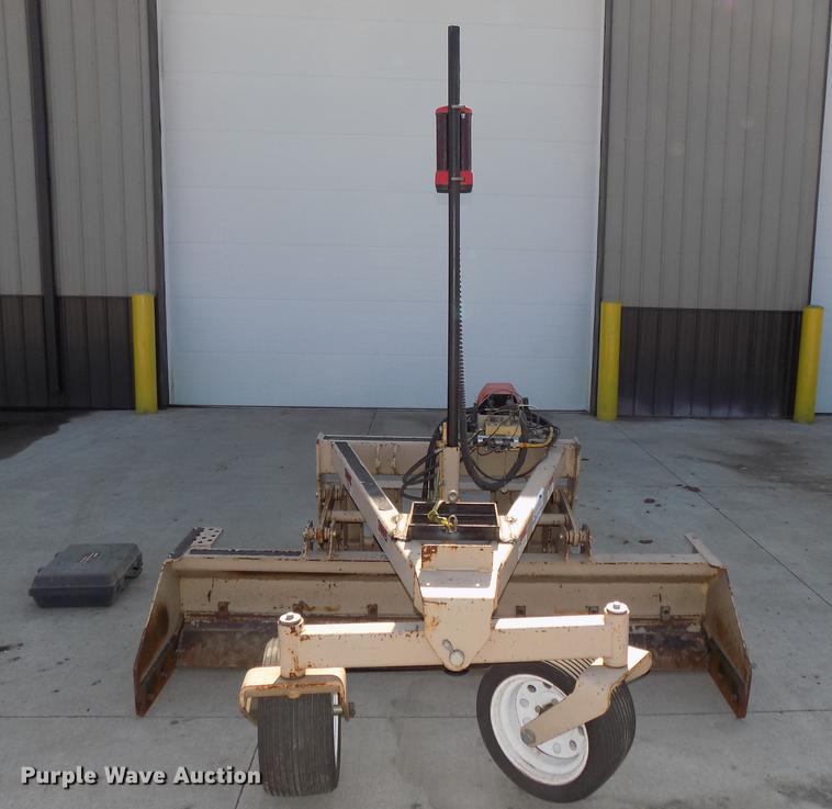 image for item DB8671 Level Best PL84 laser grading box