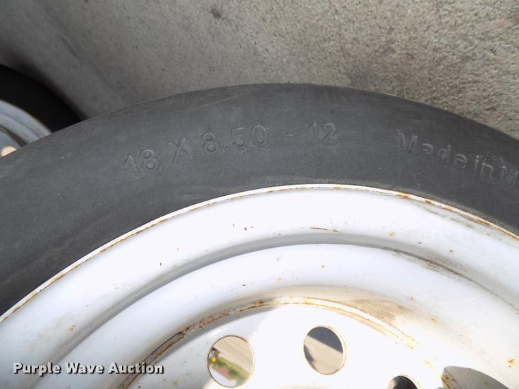 image for item DB8671 Level Best PL84 laser grading box