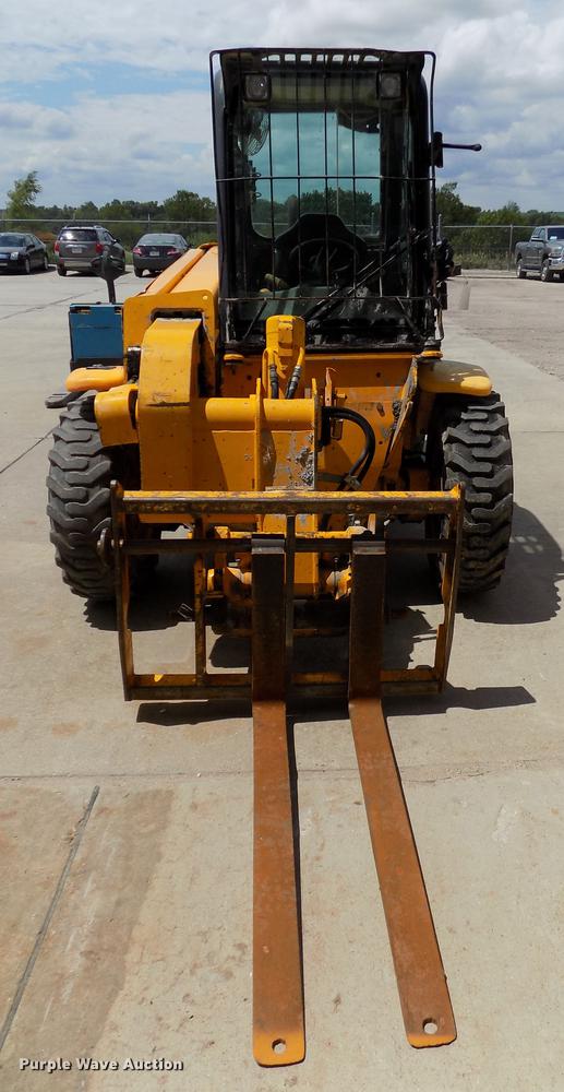 image for item DB8675 2001 JCB 520 telehandler