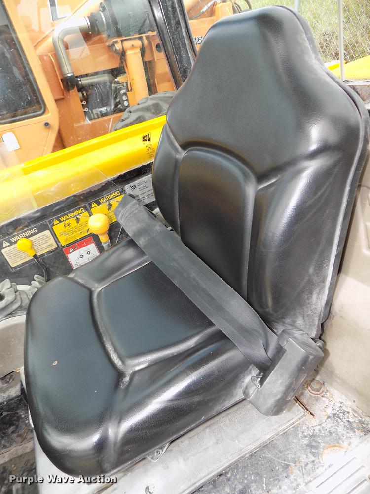 image for item DB8675 2001 JCB 520 telehandler