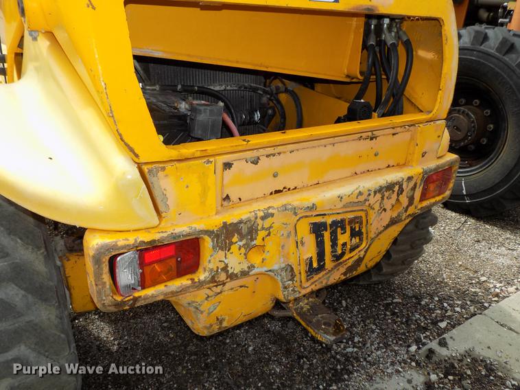 image for item DB8675 2001 JCB 520 telehandler
