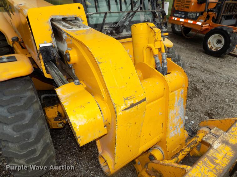 image for item DB8675 2001 JCB 520 telehandler