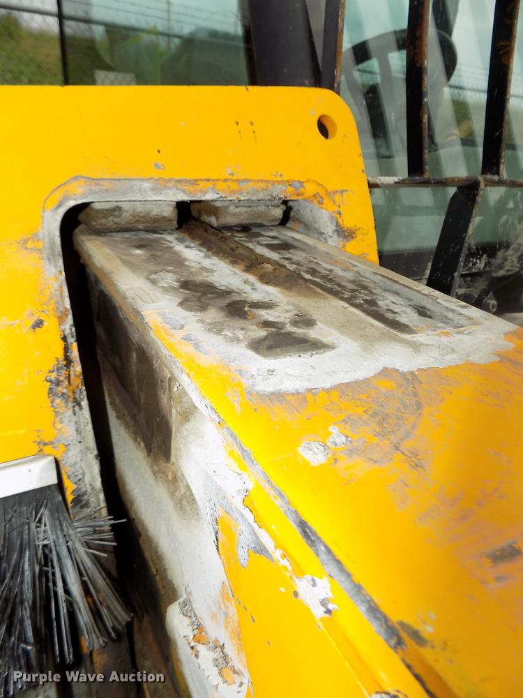 image for item DB8675 2001 JCB 520 telehandler