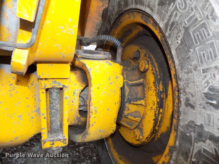 image for item DB8675 2001 JCB 520 telehandler