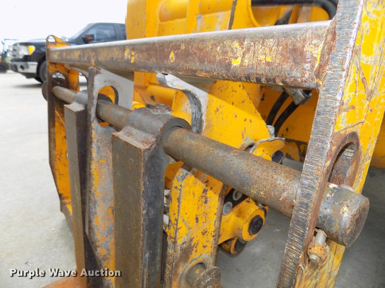 image for item DB8675 2001 JCB 520 telehandler