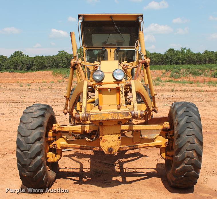 image for item DD5242 1989 Caterpillar 120G motor grader