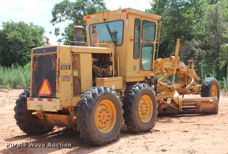 image for item DD5242 1989 Caterpillar 120G motor grader