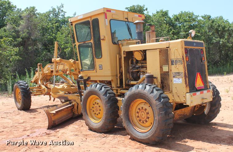image for item DD5242 1989 Caterpillar 120G motor grader
