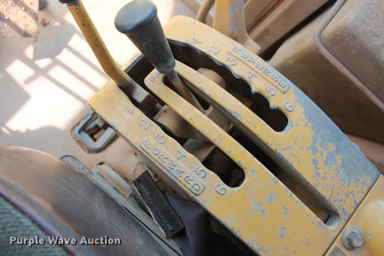 image for item DD5242 1989 Caterpillar 120G motor grader