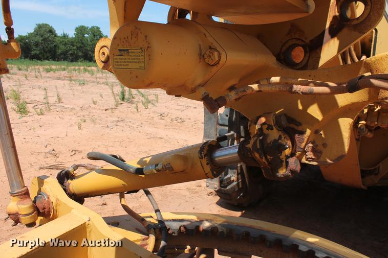 image for item DD5242 1989 Caterpillar 120G motor grader