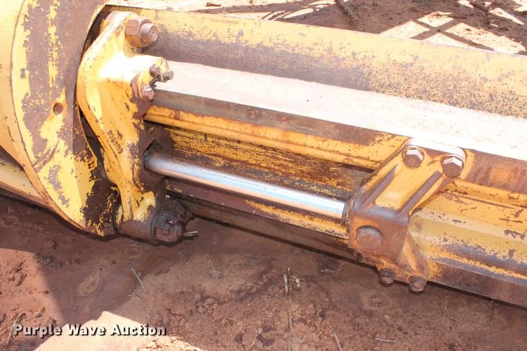 image for item DD5242 1989 Caterpillar 120G motor grader