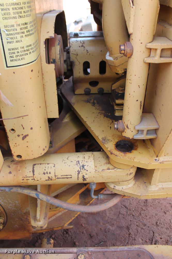 image for item DD5242 1989 Caterpillar 120G motor grader