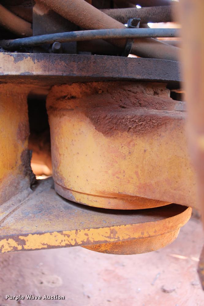 image for item DD5242 1989 Caterpillar 120G motor grader