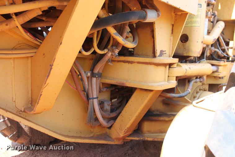 image for item DD5242 1989 Caterpillar 120G motor grader
