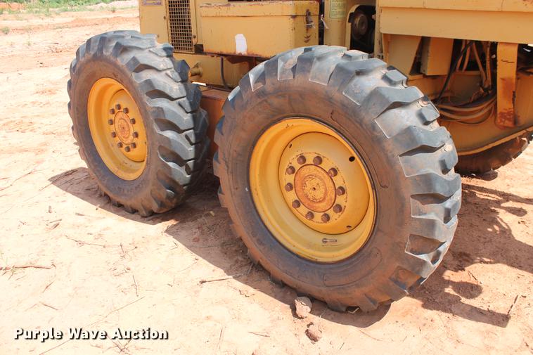 image for item DD5242 1989 Caterpillar 120G motor grader