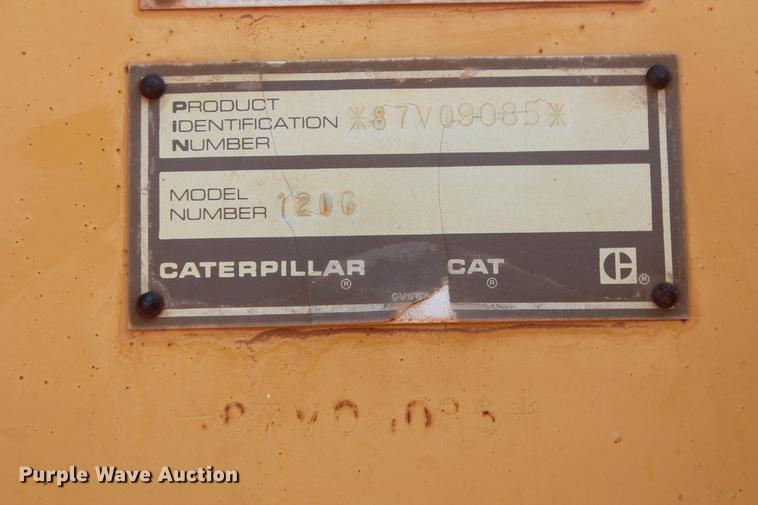 image for item DD5242 1989 Caterpillar 120G motor grader