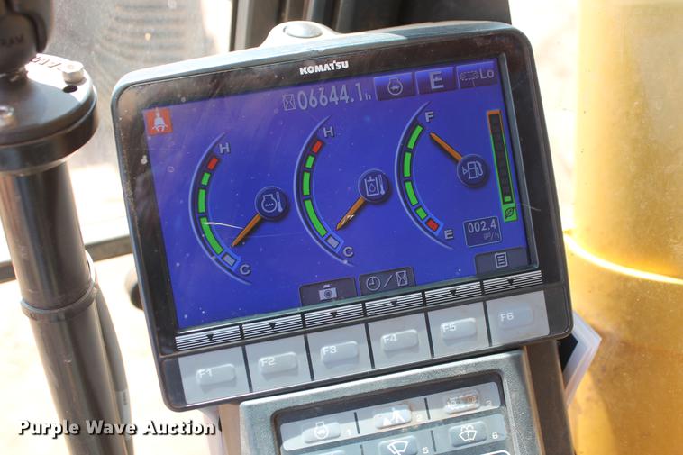 image for item DD5243 2013 Komatsu PC390LC-10 excavator