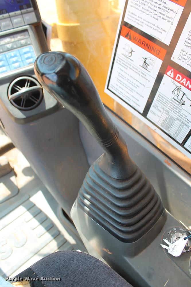 image for item DD5243 2013 Komatsu PC390LC-10 excavator