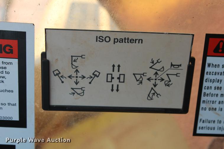 image for item DD5243 2013 Komatsu PC390LC-10 excavator