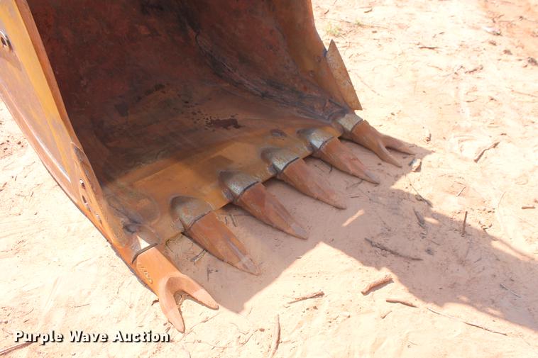 image for item DD5243 2013 Komatsu PC390LC-10 excavator