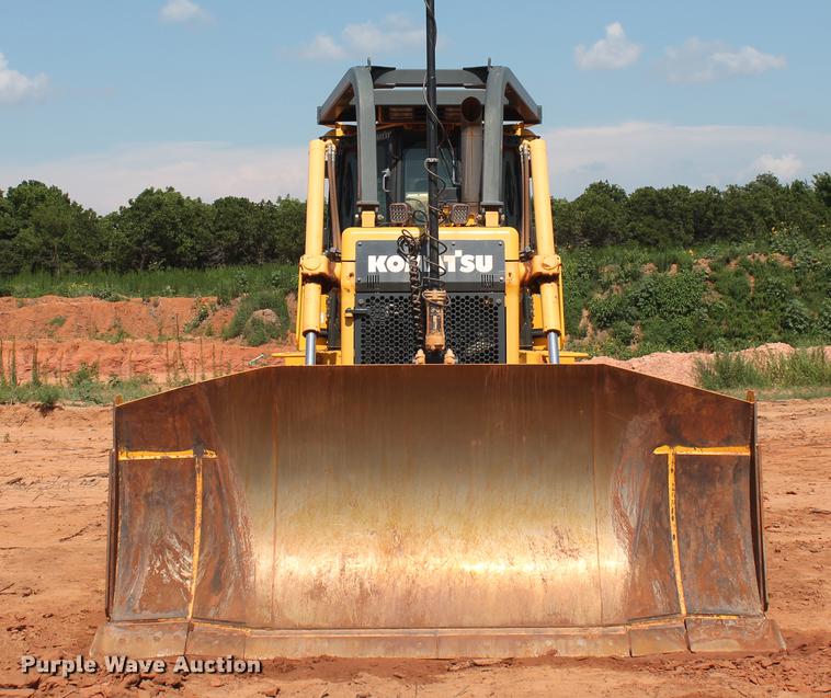 image for item DD5244 2013 Komatsu D65EX-17 dozer