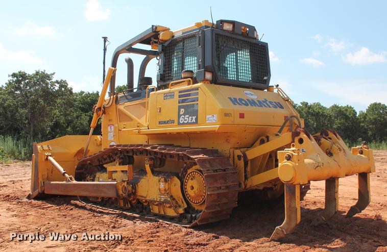 image for item DD5244 2013 Komatsu D65EX-17 dozer