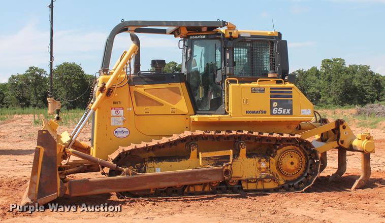 image for item DD5244 2013 Komatsu D65EX-17 dozer