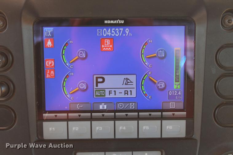 image for item DD5244 2013 Komatsu D65EX-17 dozer