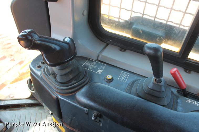 image for item DD5244 2013 Komatsu D65EX-17 dozer