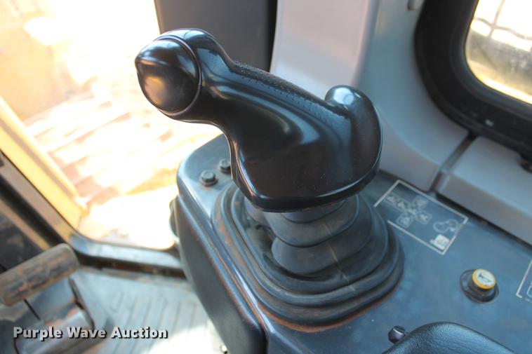 image for item DD5244 2013 Komatsu D65EX-17 dozer