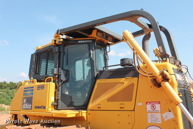 image for item DD5244 2013 Komatsu D65EX-17 dozer
