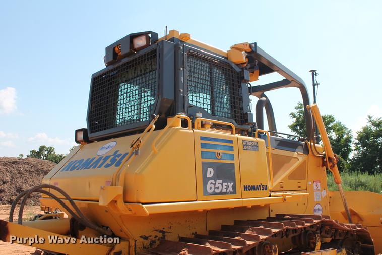 image for item DD5244 2013 Komatsu D65EX-17 dozer