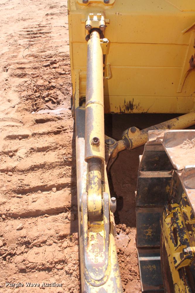 image for item DD5244 2013 Komatsu D65EX-17 dozer