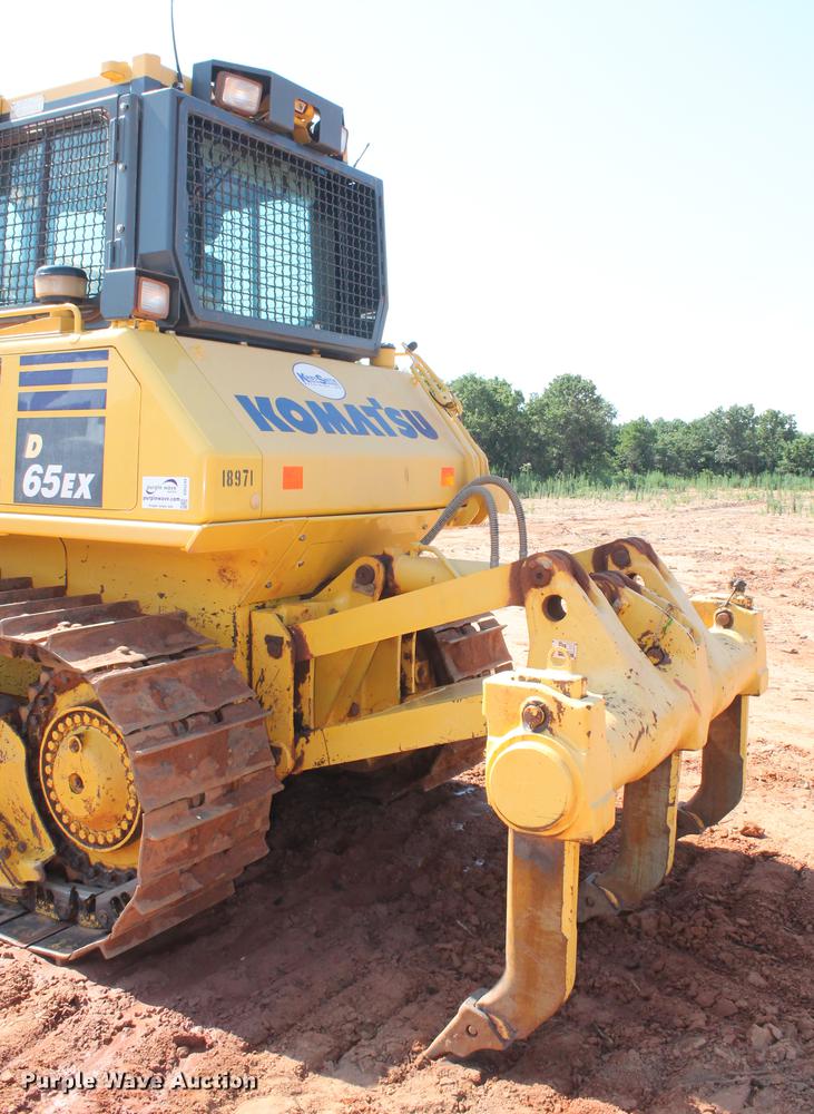 image for item DD5244 2013 Komatsu D65EX-17 dozer