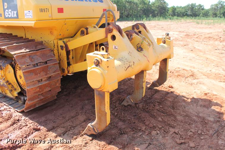 image for item DD5244 2013 Komatsu D65EX-17 dozer