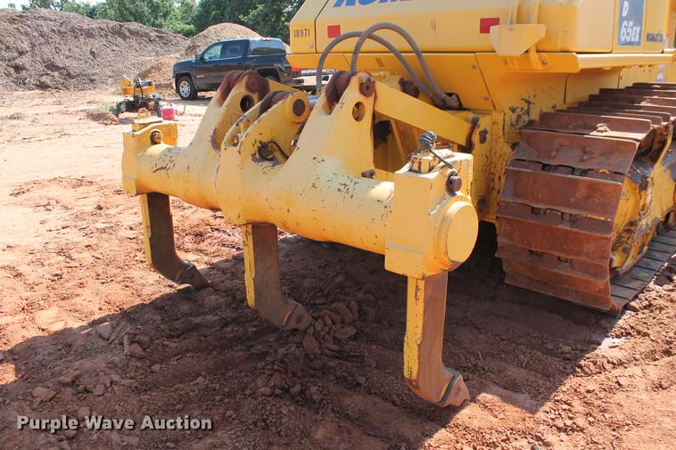 image for item DD5244 2013 Komatsu D65EX-17 dozer