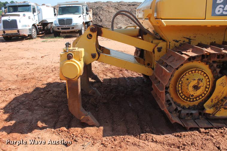 image for item DD5244 2013 Komatsu D65EX-17 dozer