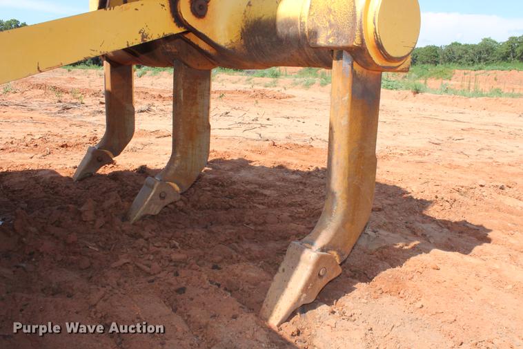 image for item DD5244 2013 Komatsu D65EX-17 dozer