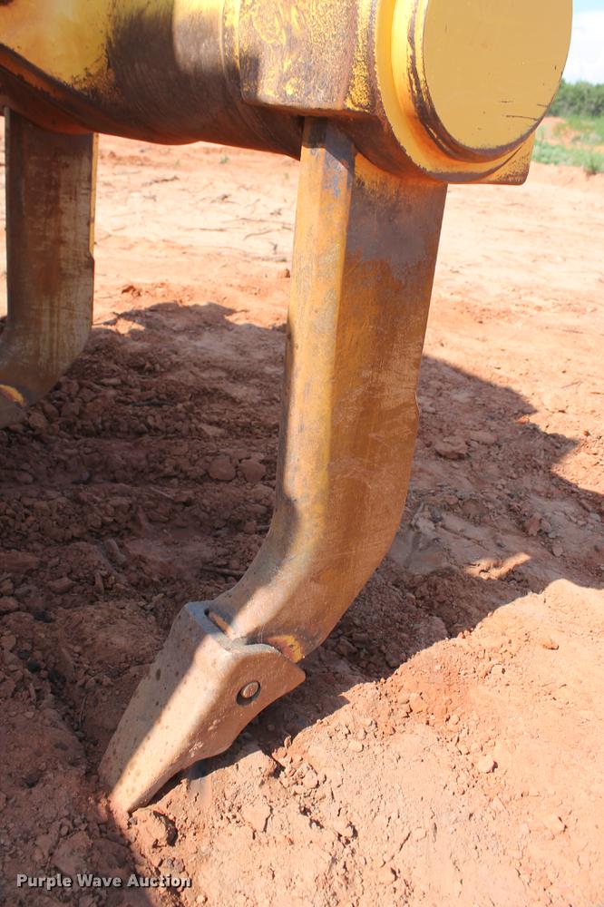 image for item DD5244 2013 Komatsu D65EX-17 dozer