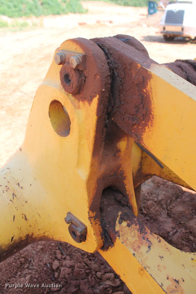 image for item DD5244 2013 Komatsu D65EX-17 dozer