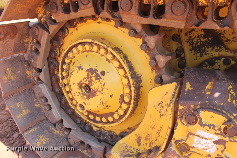image for item DD5244 2013 Komatsu D65EX-17 dozer