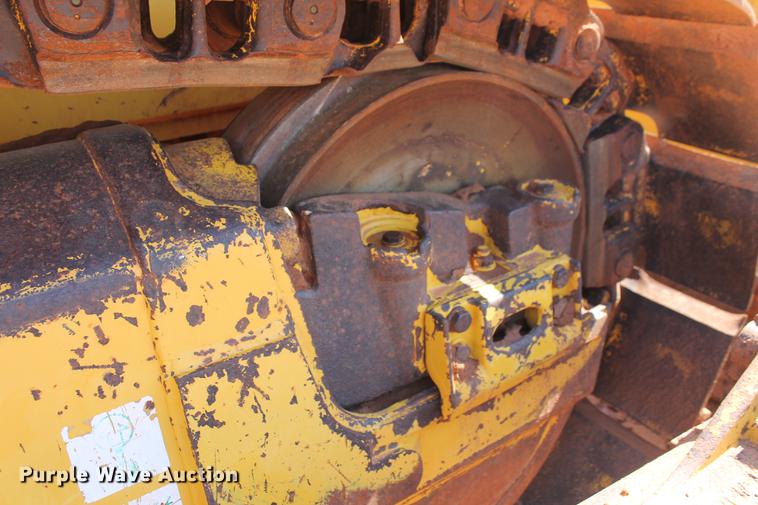 image for item DD5244 2013 Komatsu D65EX-17 dozer