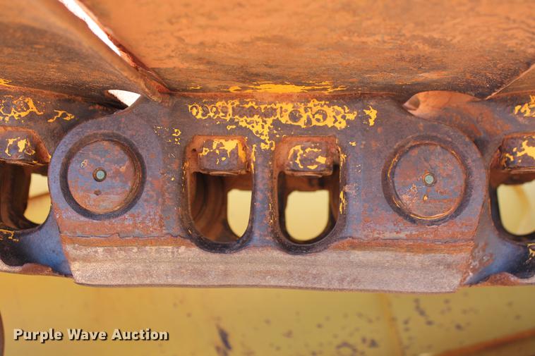 image for item DD5244 2013 Komatsu D65EX-17 dozer