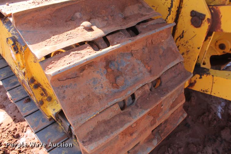 image for item DD5244 2013 Komatsu D65EX-17 dozer