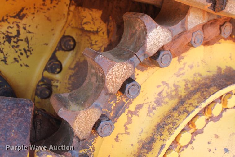 image for item DD5244 2013 Komatsu D65EX-17 dozer