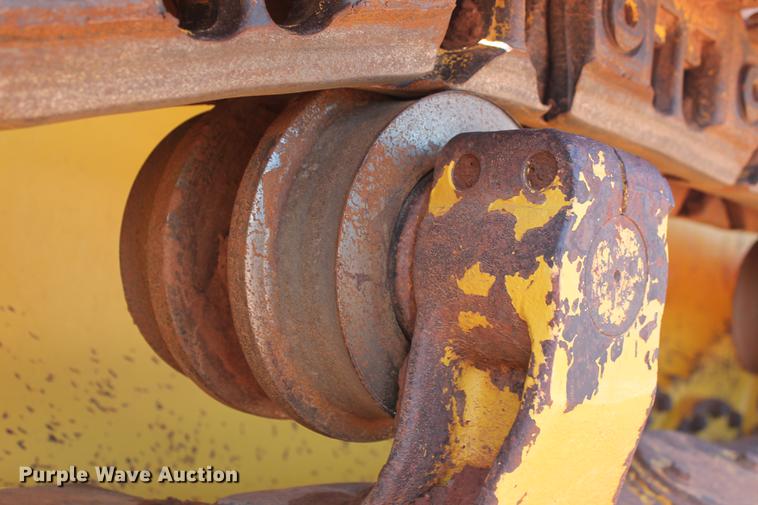 image for item DD5244 2013 Komatsu D65EX-17 dozer