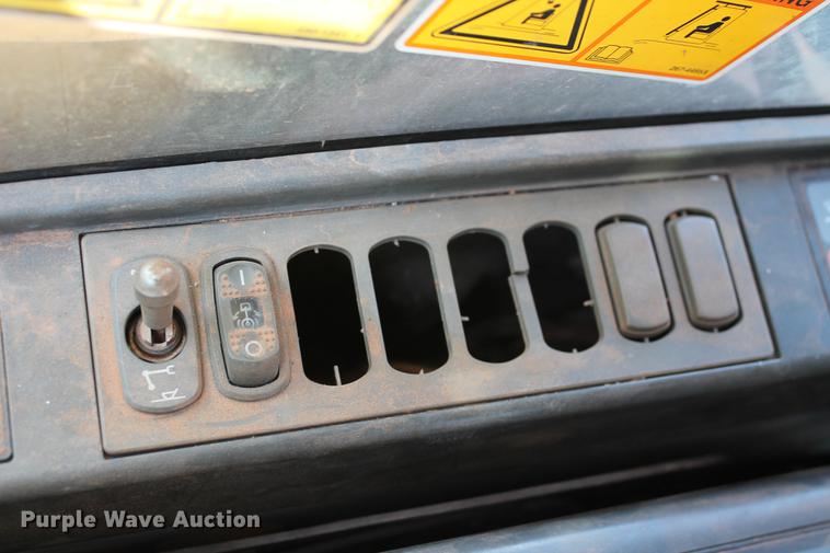 image for item DD5245 2008 Caterpillar 320D L excavator