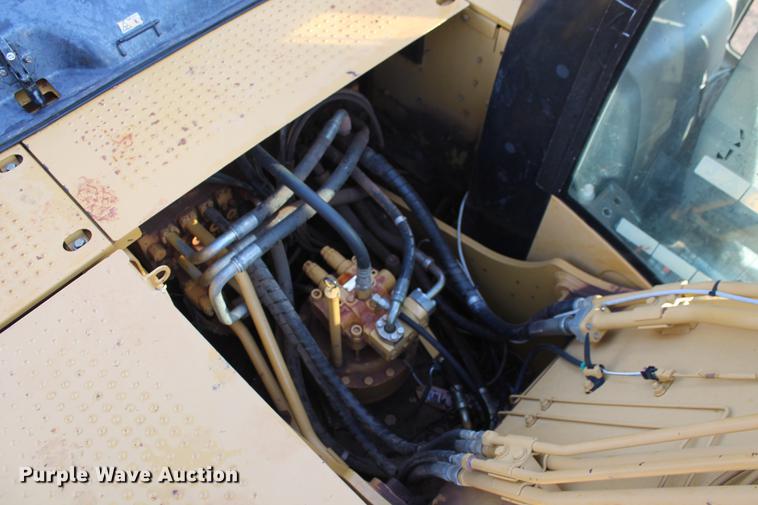 image for item DD5245 2008 Caterpillar 320D L excavator